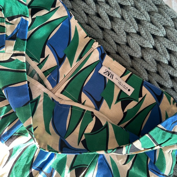 NWOT linen Zara shorts - Picture 3 of 4